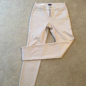 NYDJ light beige leggings. Size 4 Long. Never worn